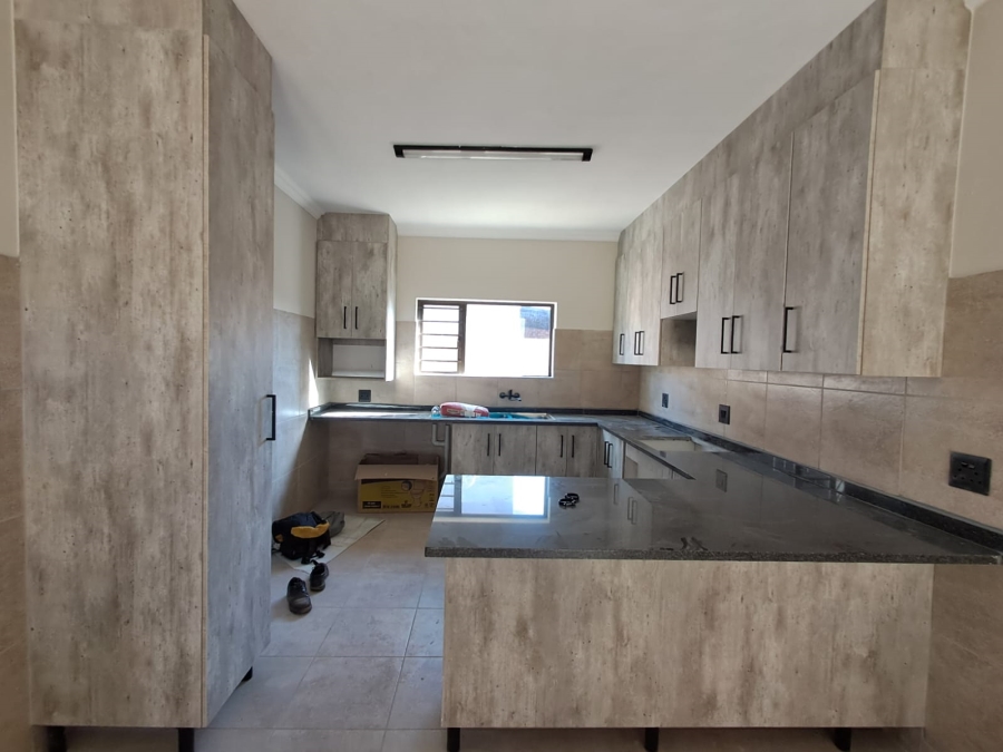 3 Bedroom Property for Sale in Waterval East North West
